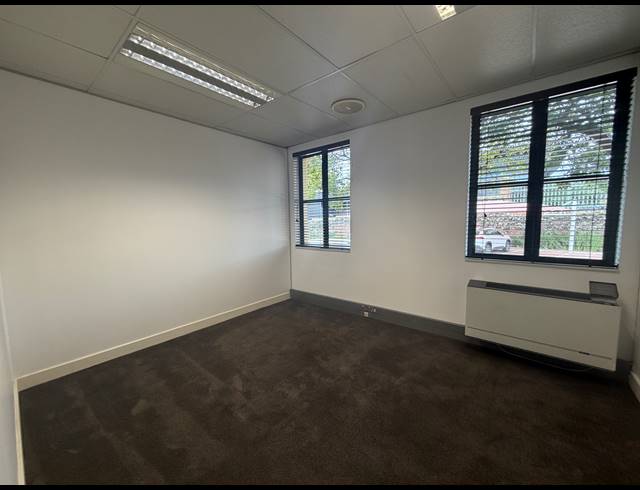 295.30M² OFFICE TO LET IN MORNINGSIDE